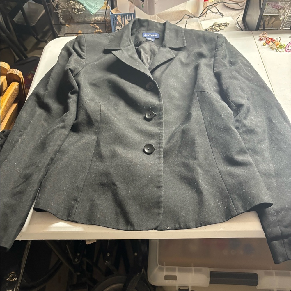 Ann Taylor Black blazer with shoulder pads